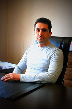 علی آذرشهاب